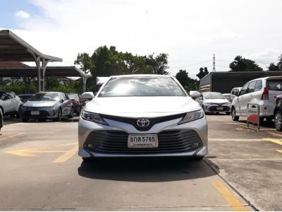 Toyota New Camry 2.0G ปี 2019 สีเงิน รับประกันศูนย์ 2 ปี เต็ม รูปที่ 1